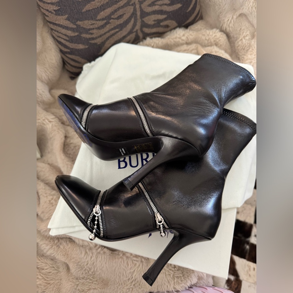Burberry Peep leather ankle boots Black Size 37 - Picture 3 of 16